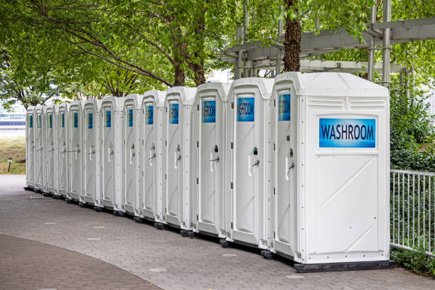 Best Best portable toilet rental  in Moraine, OH